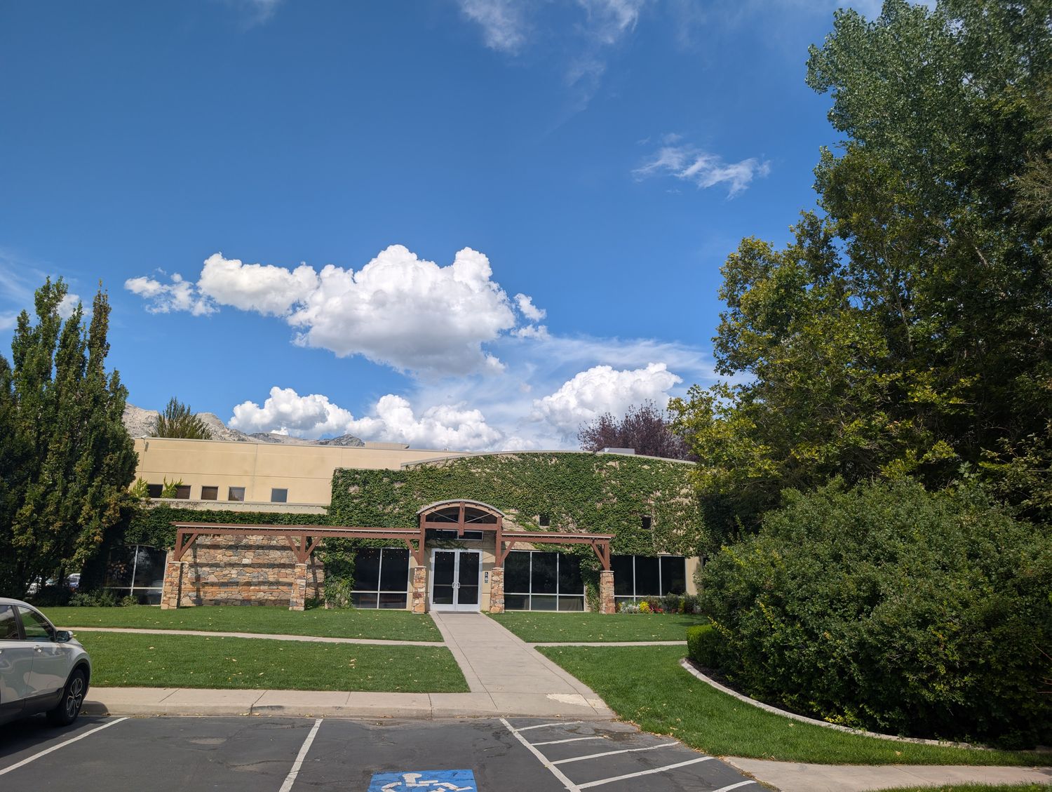Getting Married at the Alpine Art Center